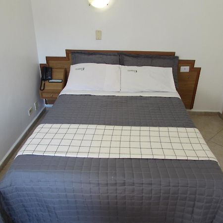 Hotel Paramount- Proximo A 25 De Marco Bras Bom Retiro E Expo Center Norte "Garanta Ja Sua Reserva" เซาเปาโล ภายนอก รูปภาพ
