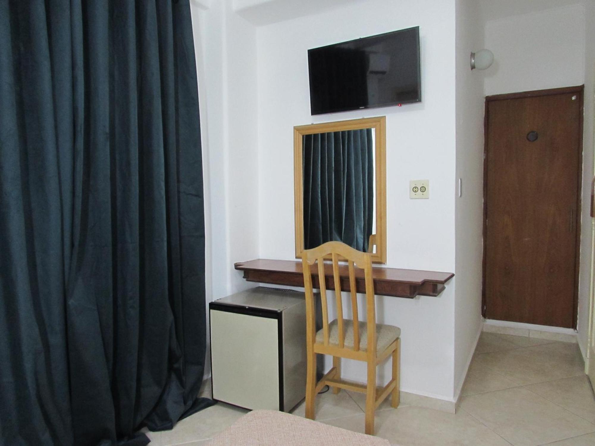 Hotel Paramount- Proximo A 25 De Marco Bras Bom Retiro E Expo Center Norte "Garanta Ja Sua Reserva" เซาเปาโล ภายนอก รูปภาพ